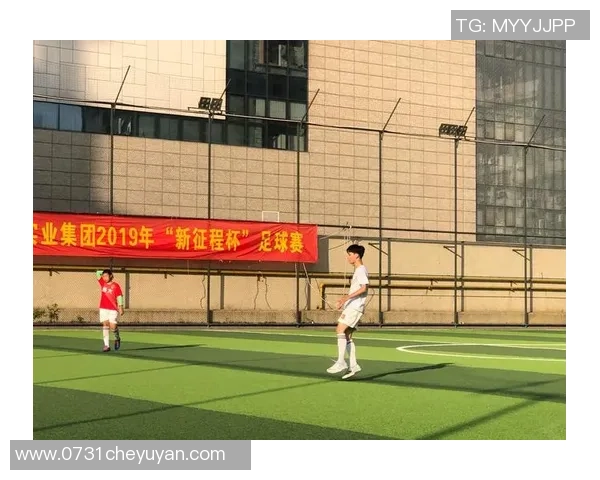 深圳足球队杯赛征程回顾与奋斗精神的深度剖析